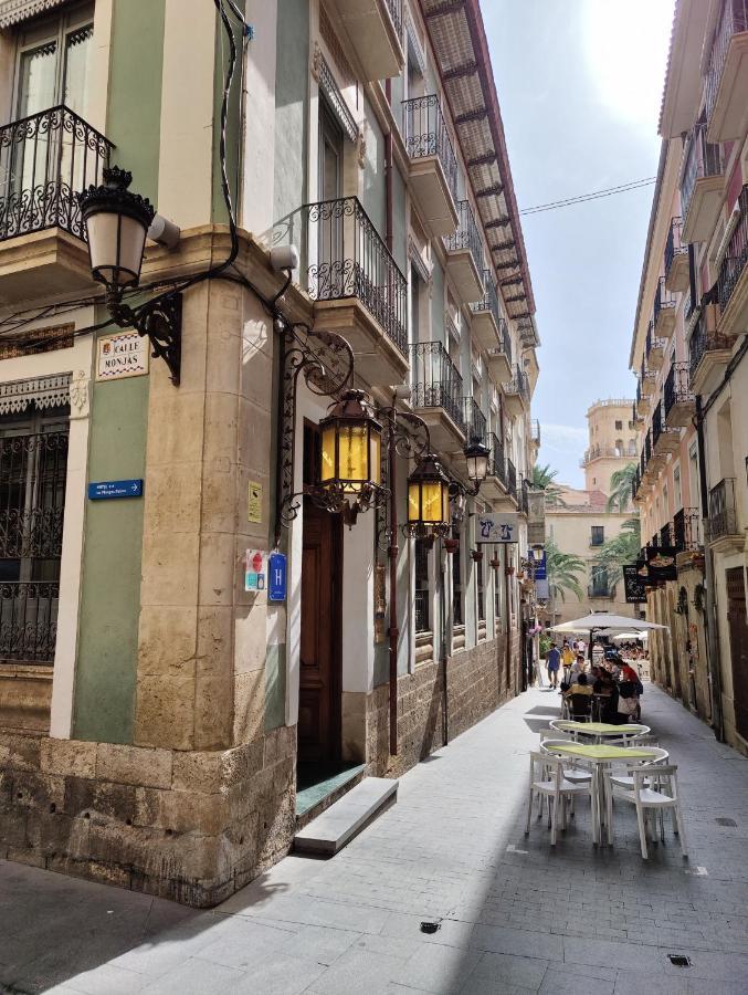 Carmen Old Town Apartments 阿利坎特 外观 照片